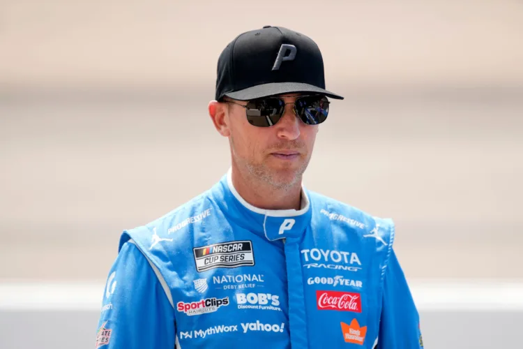 Top-seeded Hamlin optimistic about NASCAR title bid